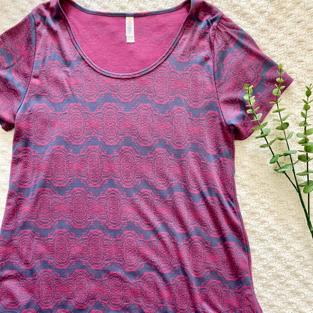 LuLaRoe Aztec patterned shirt
